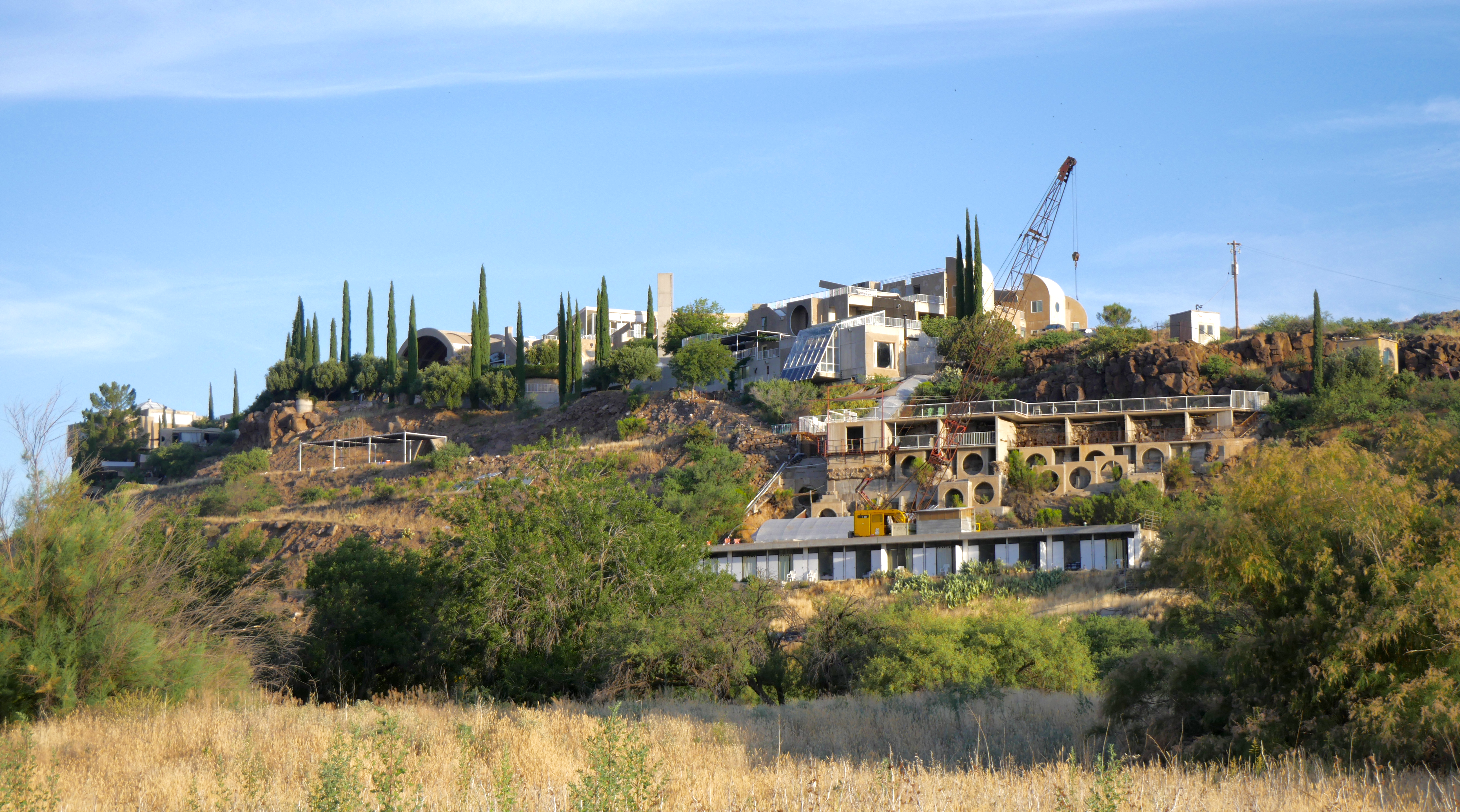 A view of the cliffs at Arcosanti in 2017. Credit: By Carwil - Own work, CC BY-SA 4.0, https://commons.wikimedia.org/w/index.php?curid=60360895